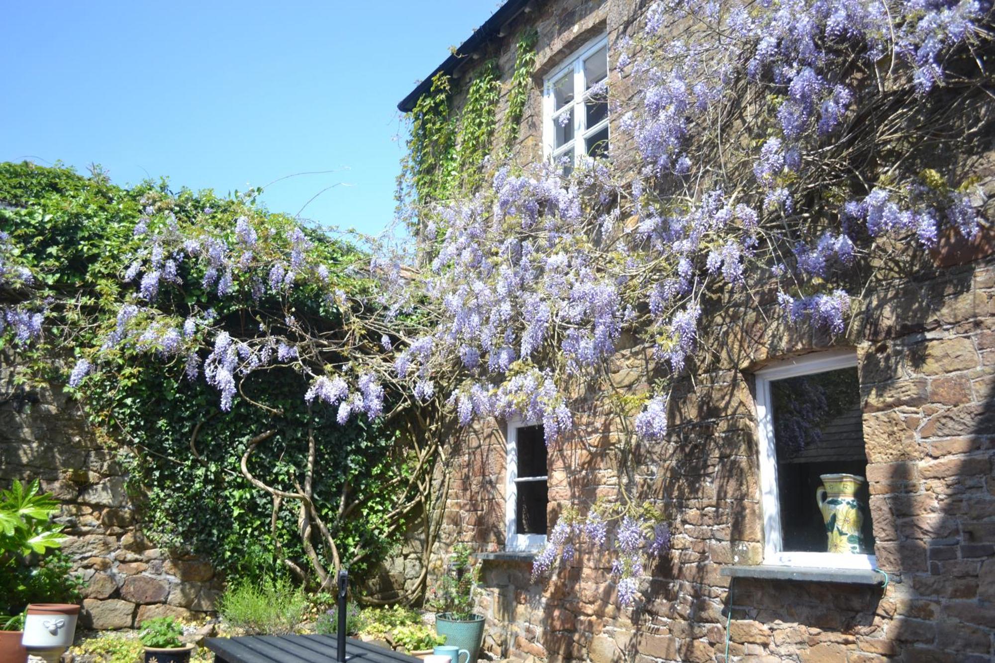 Villa The Old Police Station Hatherleigh Exterior foto